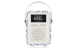 VQ Emma Bridgewater Retro Mini DAB FM Radio - Blue Daisy.